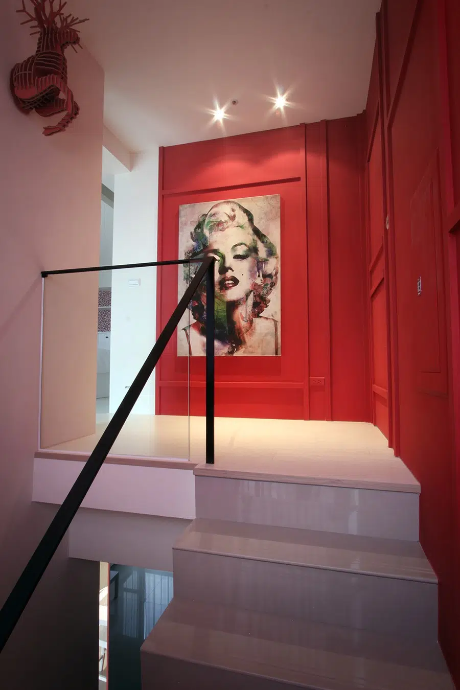 紅與黑的對話 紅與黑的對話